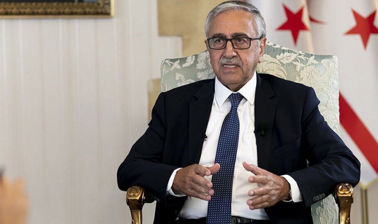 KKTC’nin eski Cumhurbaşkanı Mustafa Akıncı hastaneye kaldırıldı