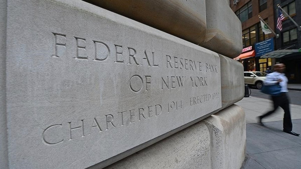 Küresel Piyasalarda Düşüş: Fed Acil Toplantı Düzenliyor