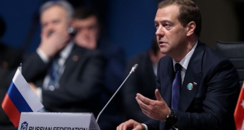 Medvedev’den Bild Gazetesine Sert Tepki