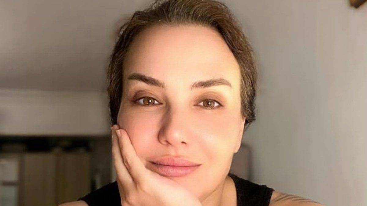 Müzikçi Nilüfer ve kızından şikayetçi olmuştu! Deniz Uğur Aile Mahkemesi’nin kararını açıkladı