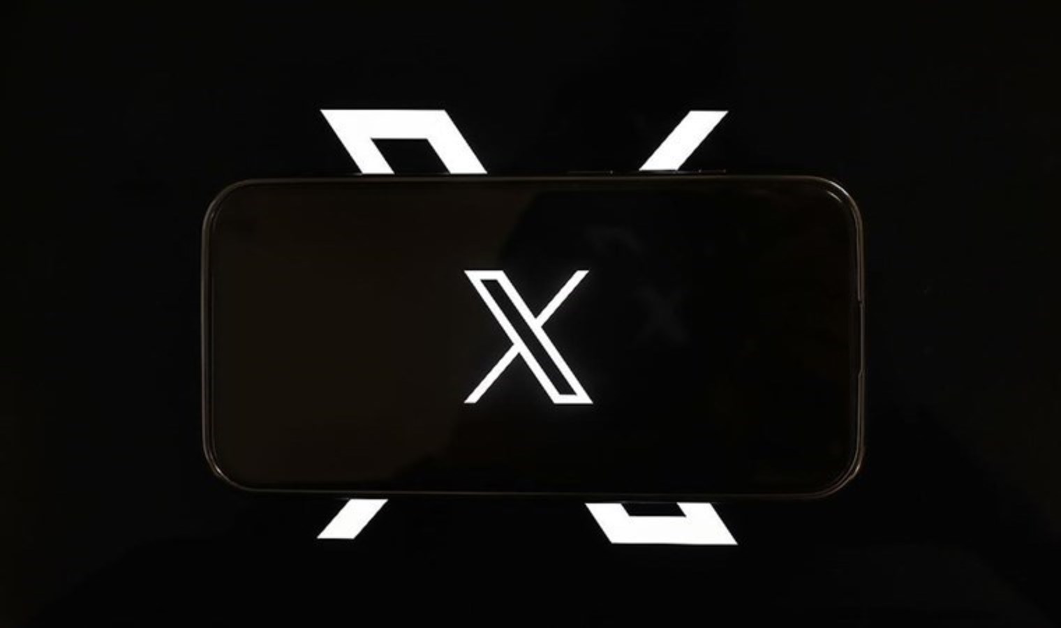 Noyb, Yapay Zeka Programı X Hakkında GDPR İhlalleri İçin Şikayette Bulundu