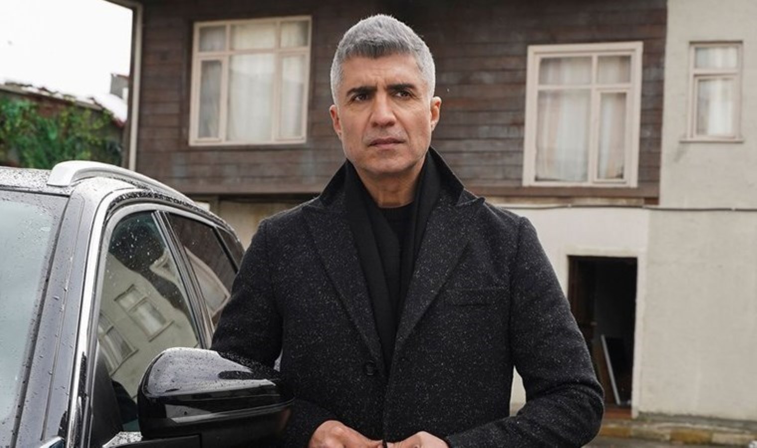 Özcan Deniz’den abisine rest! ‘İsteseler canımı vereceğim insanları hayatımdan çıkarttım’