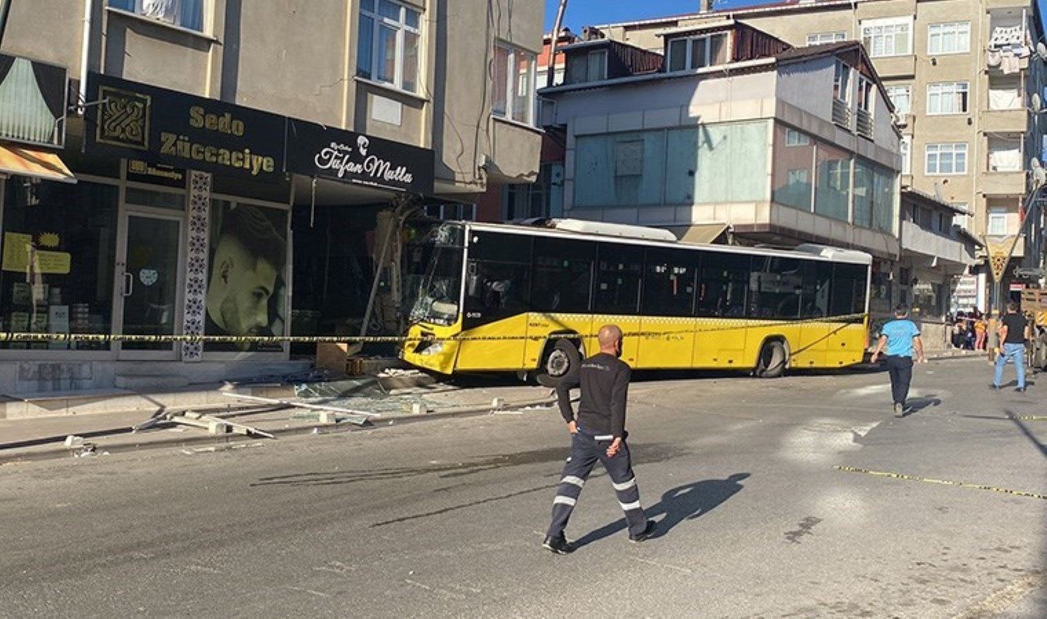 Pendik’te İETT Otobüsü Kaza Yaptı, 6 Yaralı