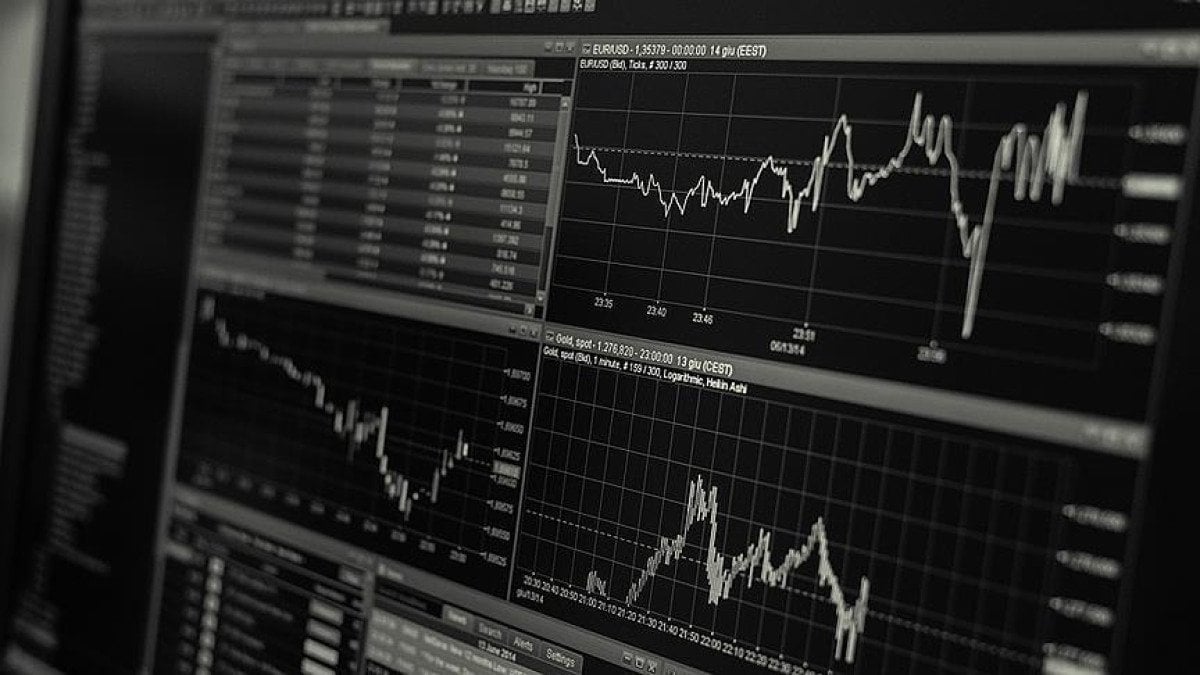 Piyasalarda Sert Düşüş: Kara Pazartesi Etkisi