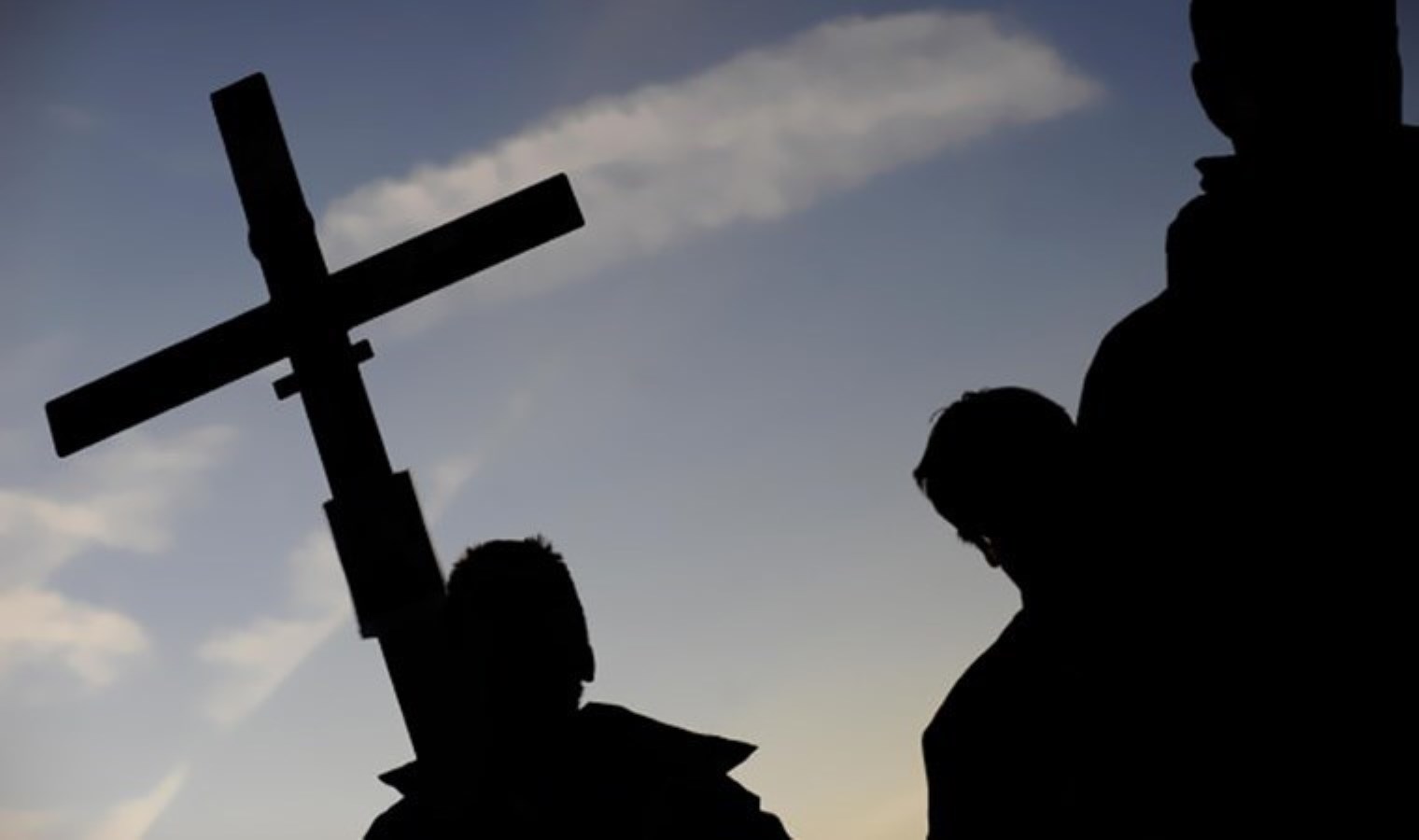 Ruanda 43 Hristiyan kümenin çalışmalarını yasakladı