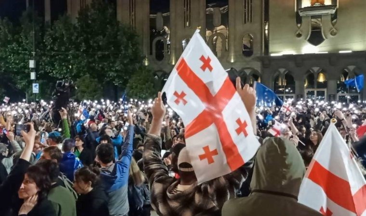 Rusya: “ABD, Gürcistan’da ‘renkli devrim’ düzenleyecek”