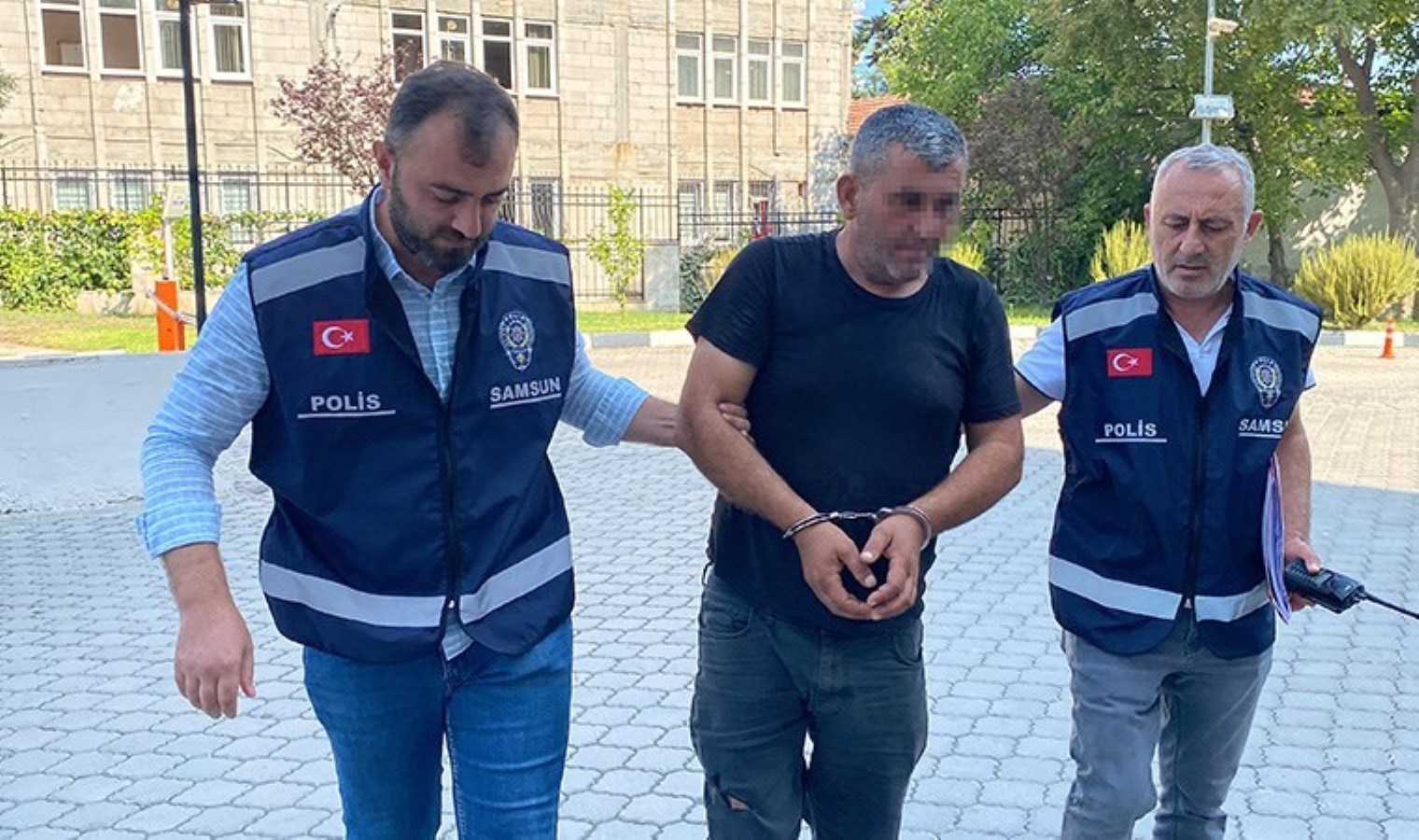 Samsun’da kızını darbeden eski sevgiliyi vuran baba gözaltında