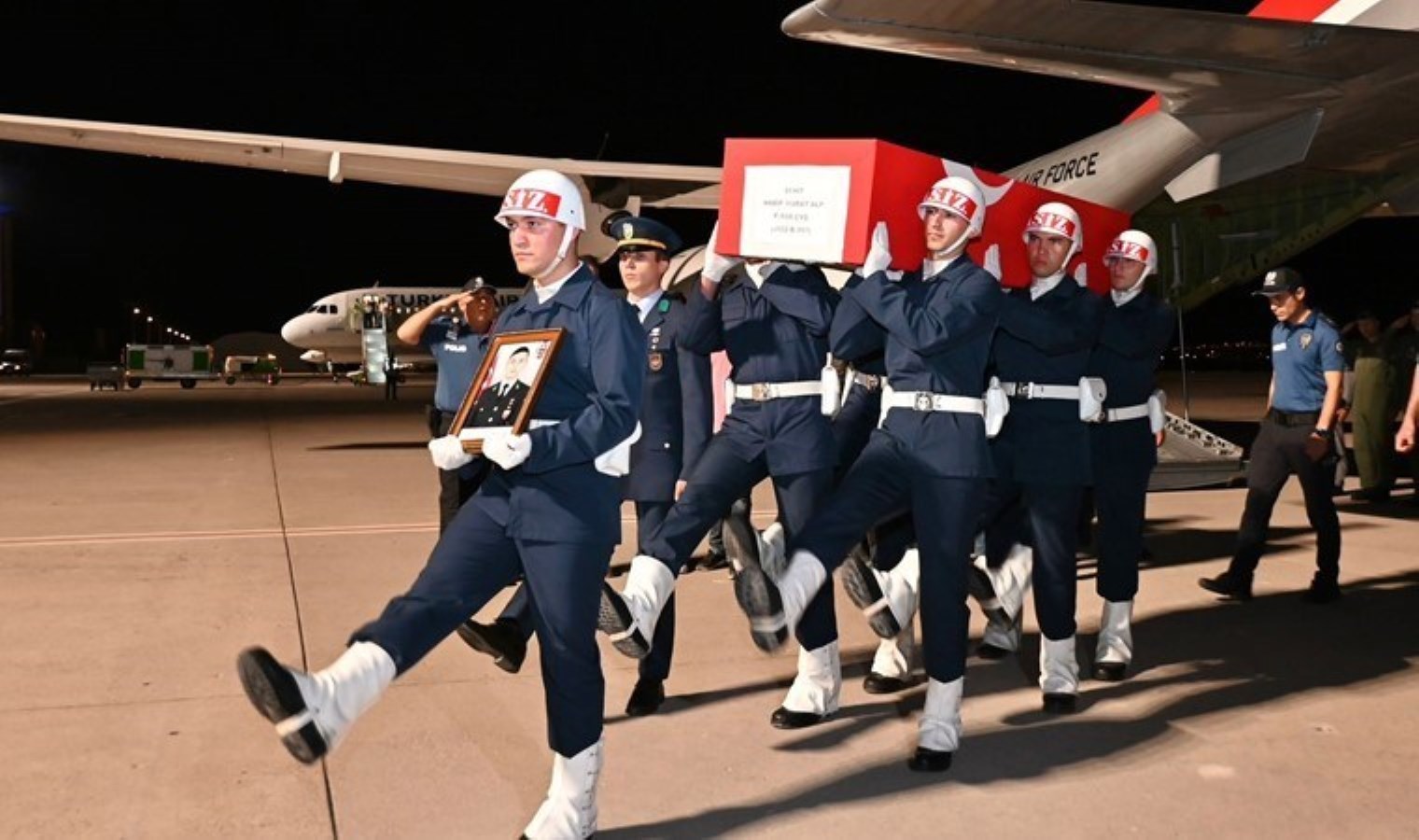 Şehit Haberi ile Gelen Üzüntü ve Cenaze Töreni