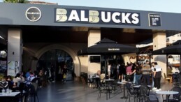 Starbucks açtığı davayı kazandı, Balbucks’ın adı değişti