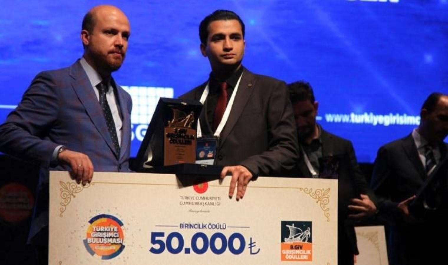 Temel foncular iktidar sahipleriymiş!: Gerici vakıfların Avrupa’dan fon aldığı ortaya çıktı