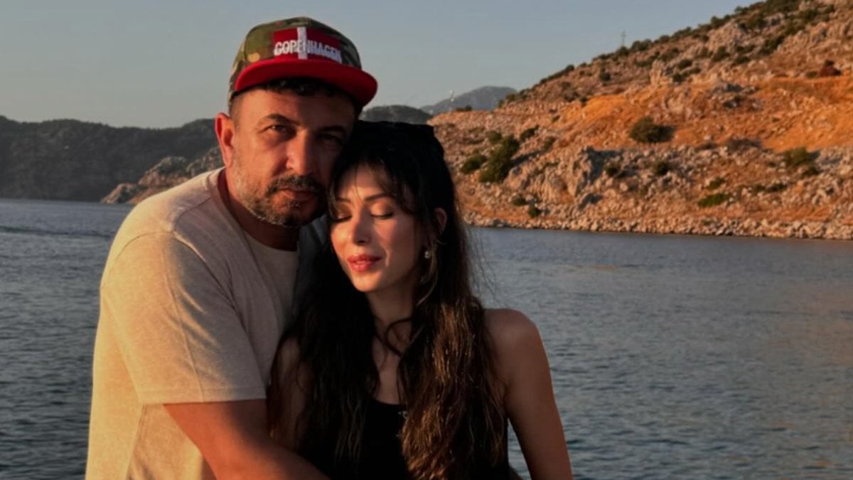 Toygan Avanoğlu’nun İranlı eşinden tatil paylaşımları! Güzelliği sosyal medyada gündem oldu