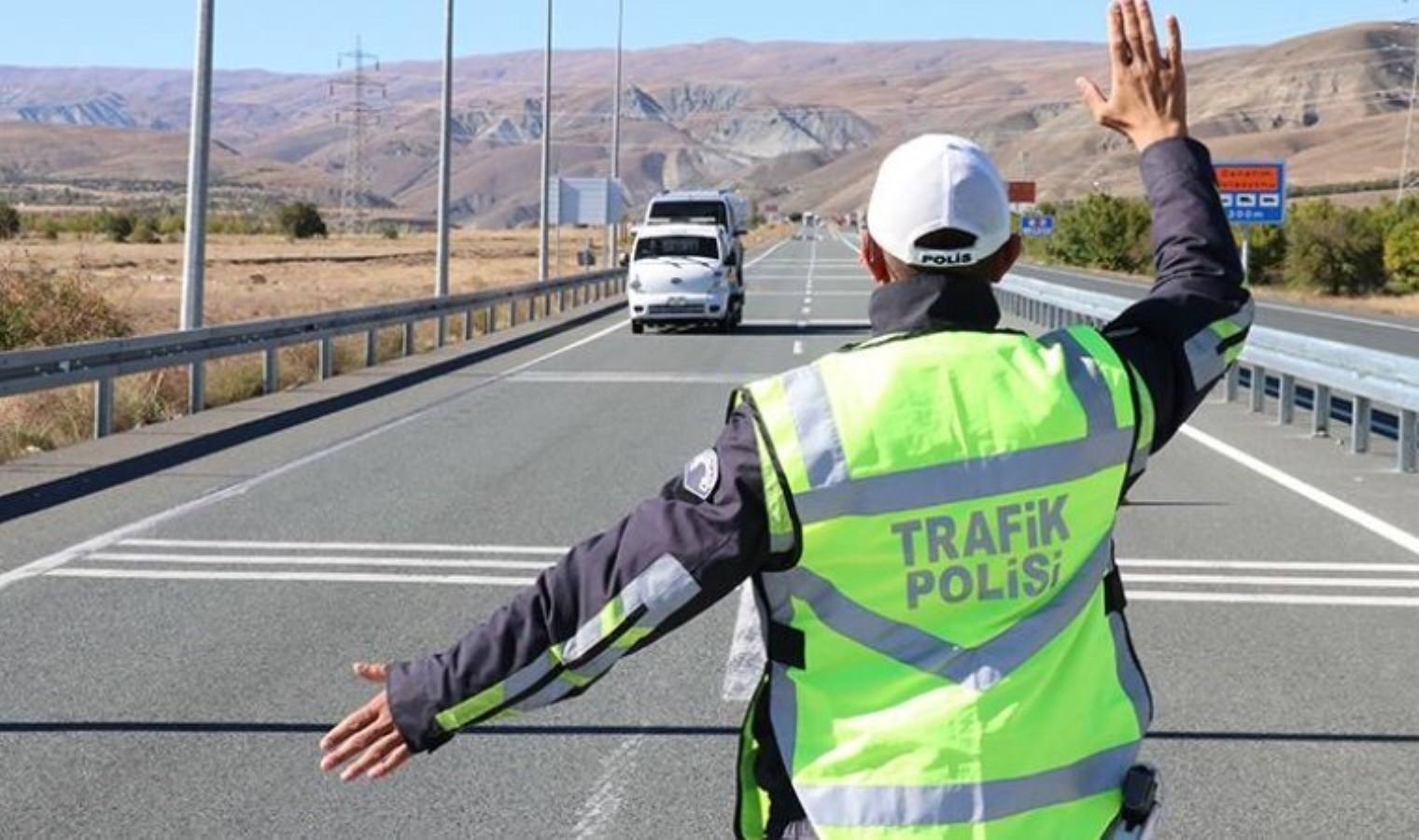 Trafik Denetimleri ve Sonuçları: İçişleri Bakanı Ali Yerlikaya’nın Açıklamaları