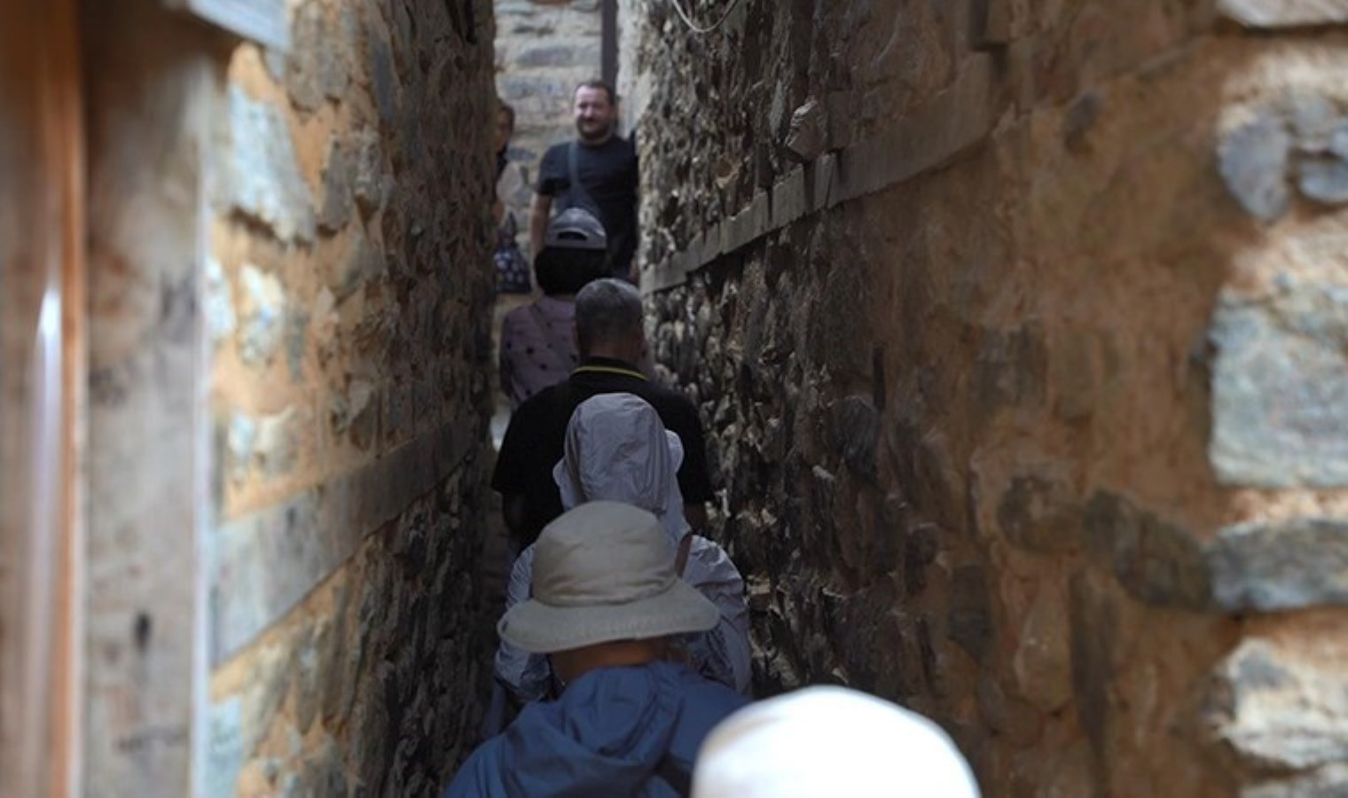 UNESCO dünya mirasındaki 700 yıllık Cumalıkızık’ta, ‘Cinaralığı’ kuyruğu