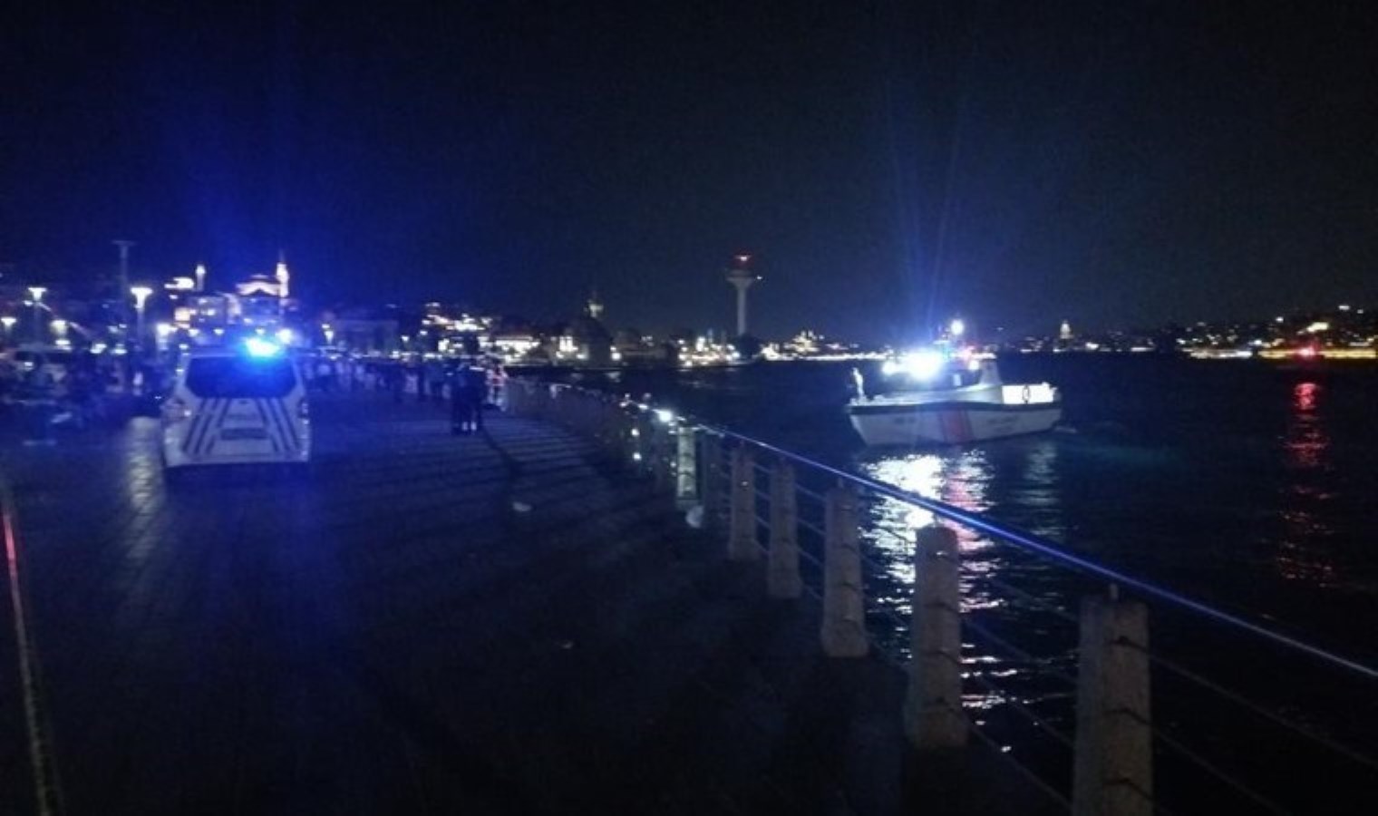 Üsküdar Sahili’nde Gizemli Denize Düşme Olayı