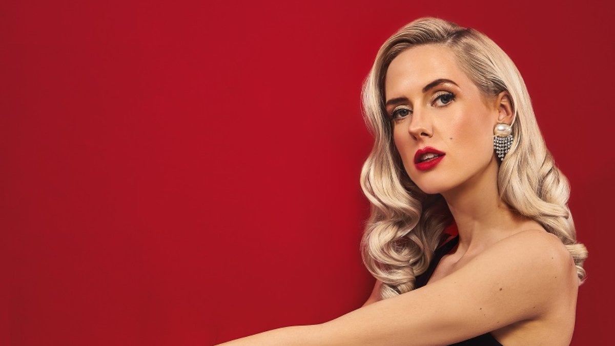 Wilma Elles ismini değiştirdi