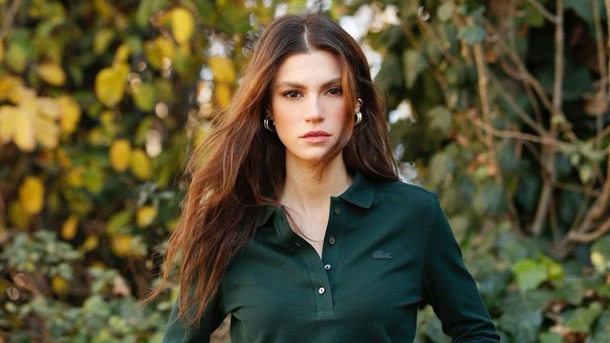 Yüsra Geyik bikinili pozlarını art arda sıraladı! İşte Instagram’ı sallayan o kareler…