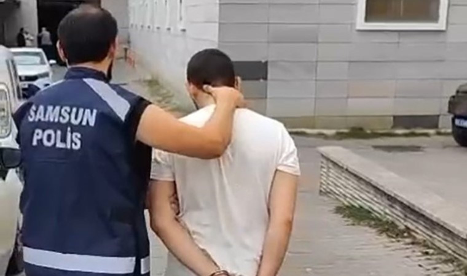 12.5 yıl hapis cezası bulunan şahıs çatı katında yakalandı