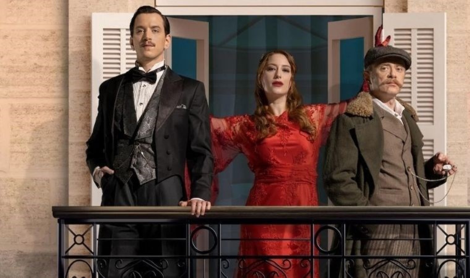 4 milyon saat izlenme ile ‘Pera Palas’ta Gece Yarısı’ yeni sezonuyla zirvede!