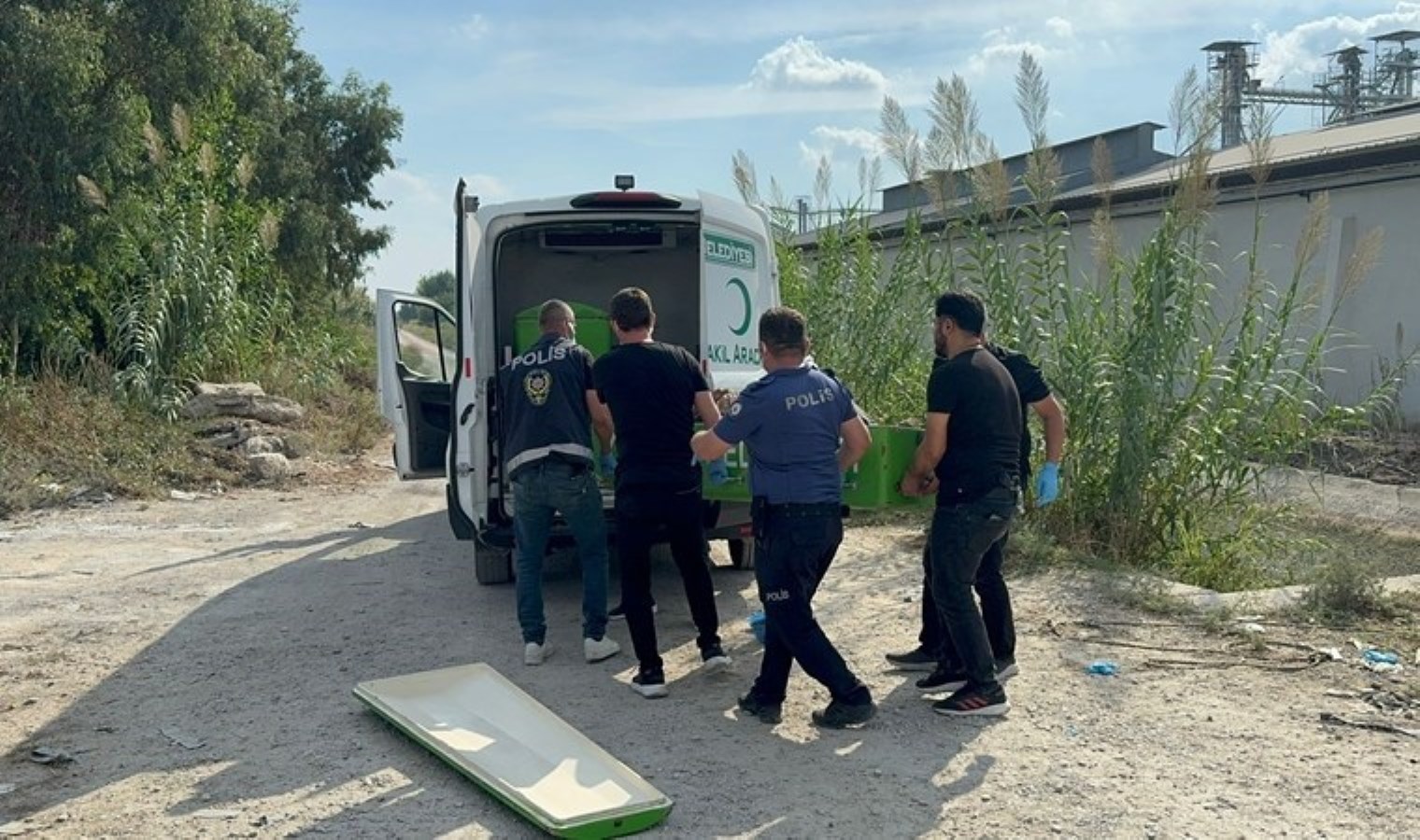 Adana’da sulama kanalında ceset bulundu