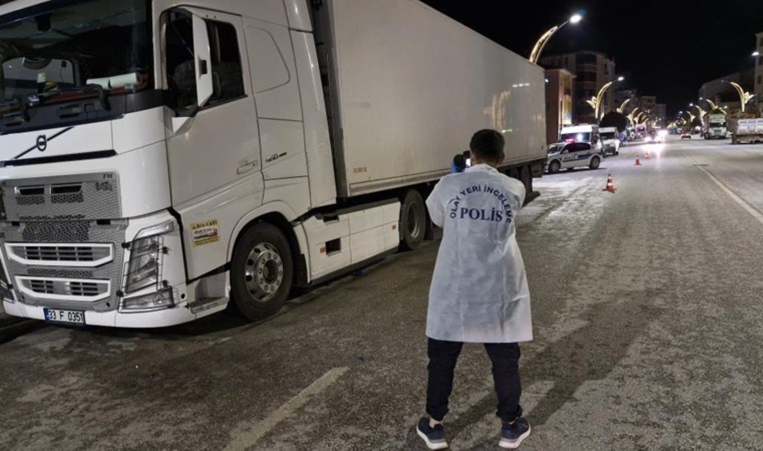 Ailesinin haber alamadığı genç, TIR’da ölü bulundu