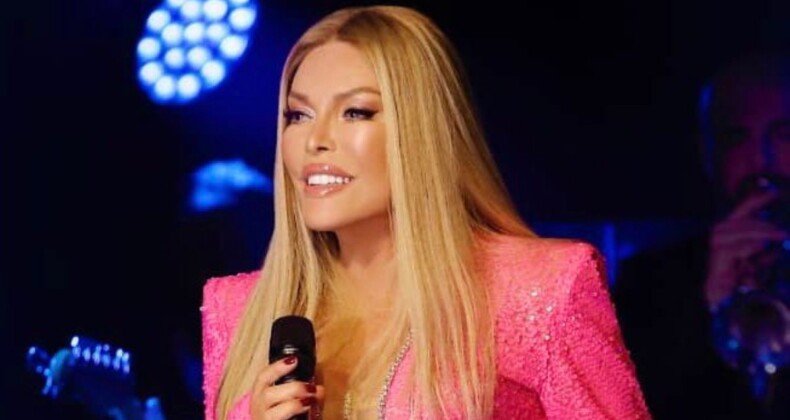 Ajda Pekkan’ı hayranları yuhaladı! Konser alanını terk ettiler