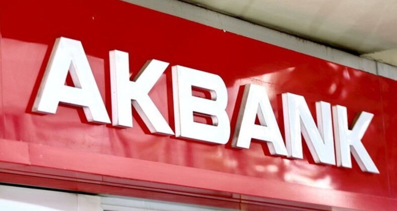 Akbank’tan ‘izinsiz kredi ve para transferi skandalı’ iddialarına açıklama