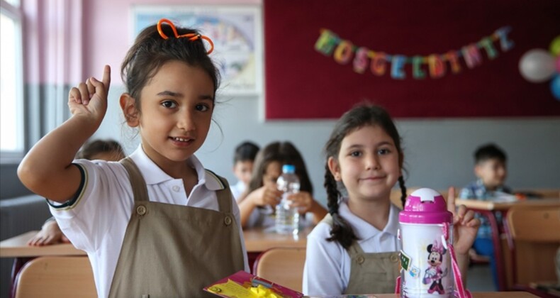 Annelere öneriler: Çocukların beslenme çantasında neler olmalı?