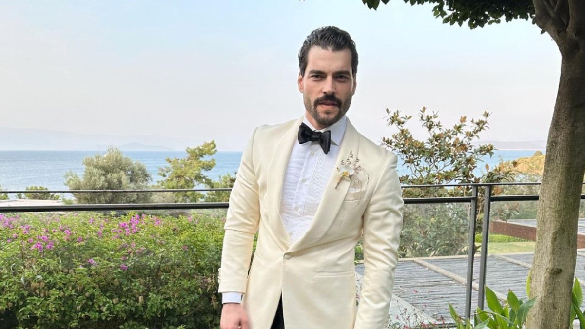 Annesini kaybetmişti! Akın Akınözü’nden duygusal doğum günü paylaşımı…