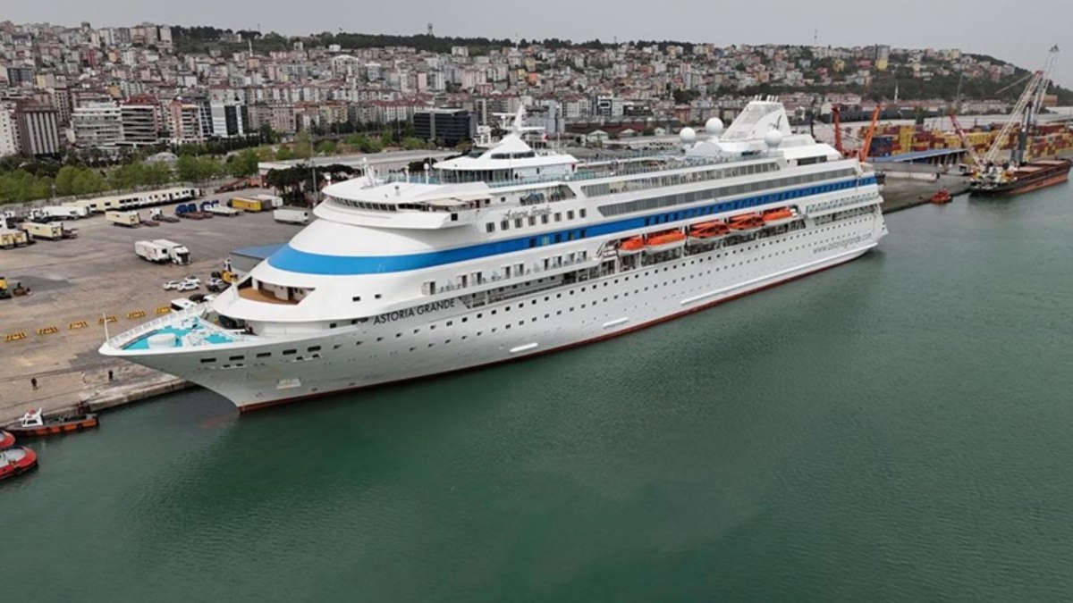 Astoria Grande kruvaziyeri tekrar Samsun’da