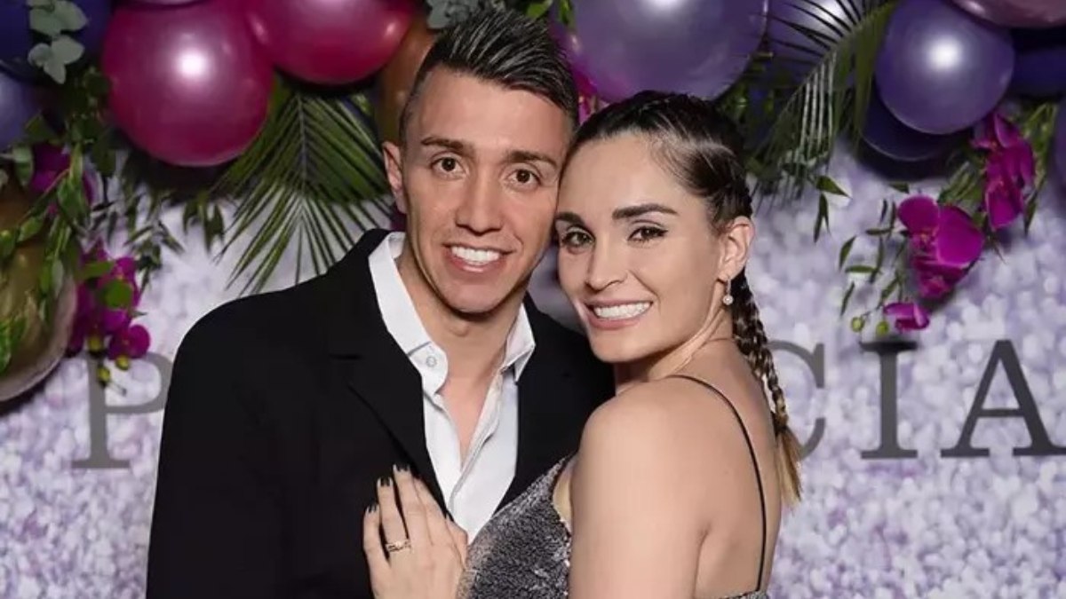 Ay yıldız dövmesi yaptıran Muslera’nın eşi Patricia Callero güzelliğiyle hayran bıraktı