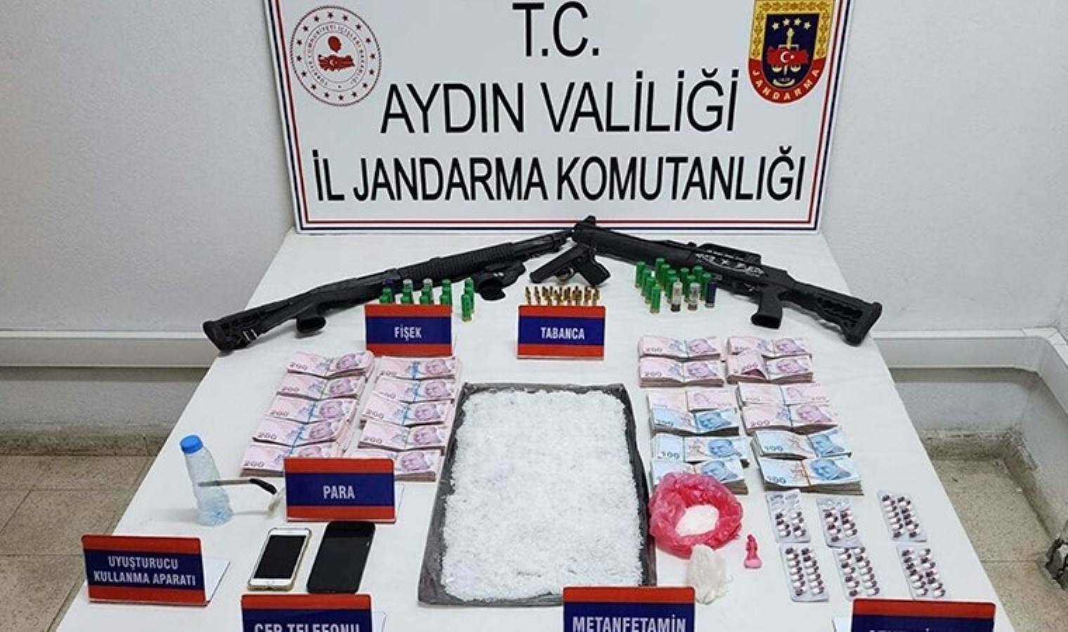 Aydın’da uyuşturucu satıcılarına operasyonu: 33 gözaltı