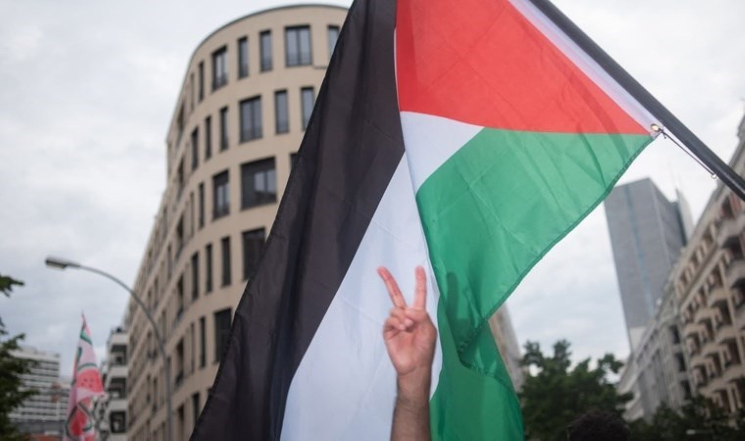 Berlin’de Filistin yürüyüşü: Çok sayıda gösterici gözaltına alındı