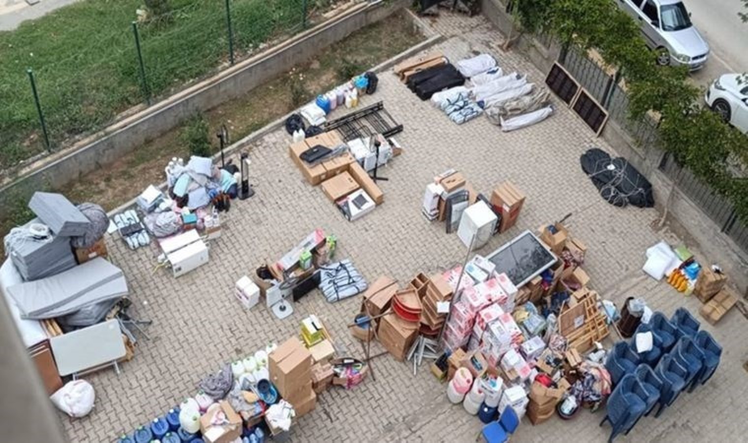 Bir öğretmen de aralarında: Kahramanmaraş’ta ‘deprem yardımları’nı satan 4 kişi tutuklandı