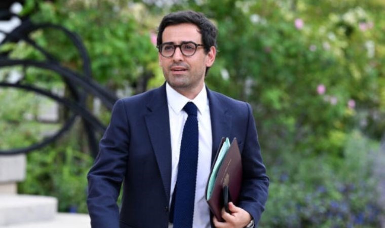 Breton’un istifasının ardından… Macron, o pozisyon için Dışişleri Bakanını önerdi!