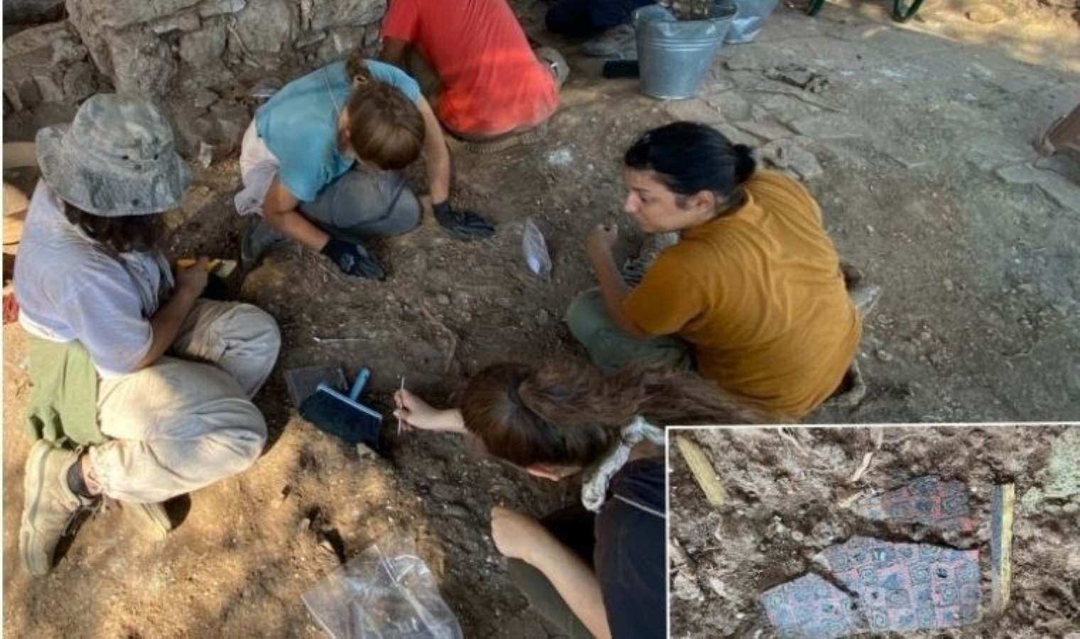 Bu keşif yılın bulguları arasıda: Myra Antik Kenti ve Limanı Andriake kazılarında yeni arkeolojik kaplamalara ulaşıldı