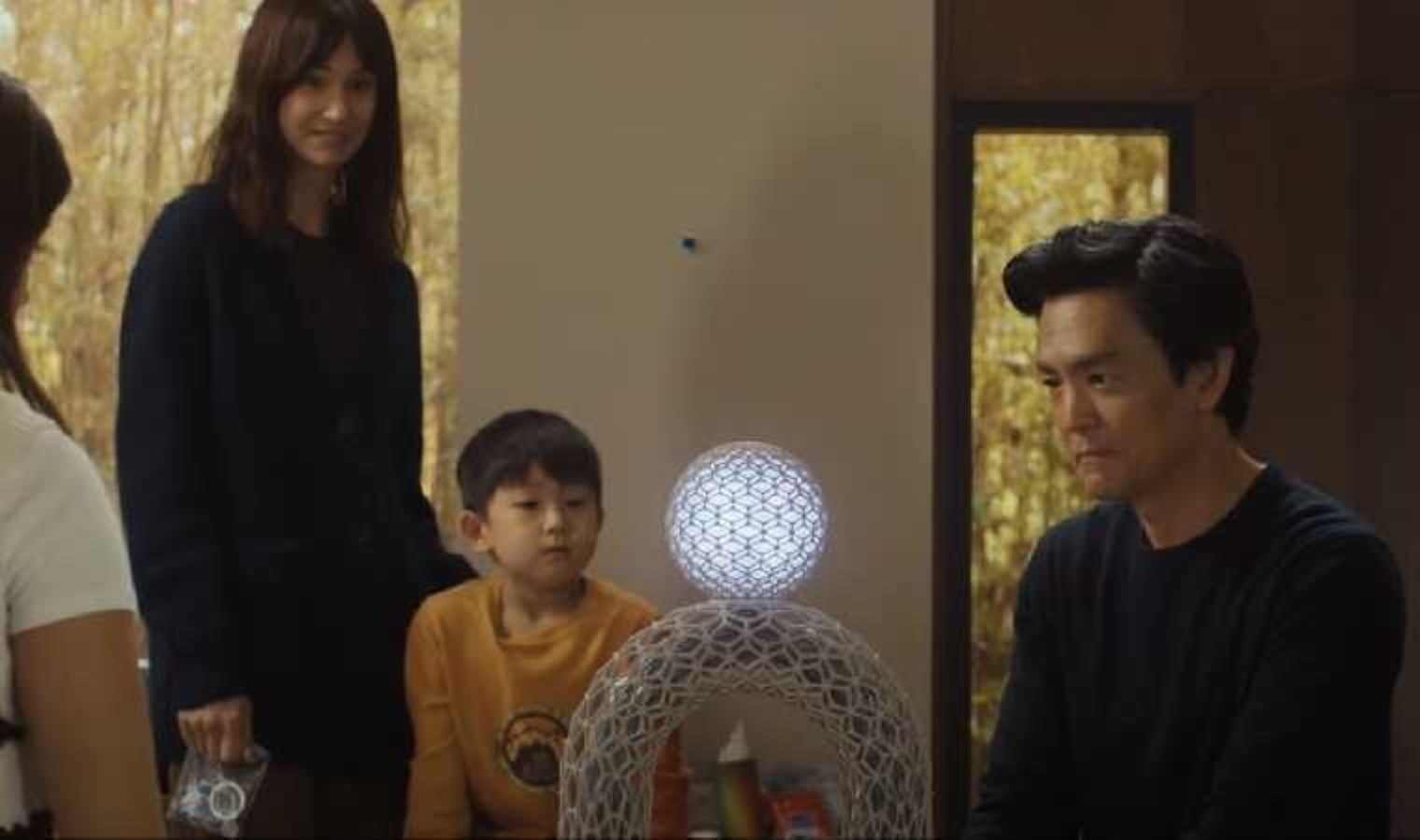 Chris Weitz’ın teknofobik gerilimi ‘Sizi Dinliyor’ (Afraid) gösterime girdi