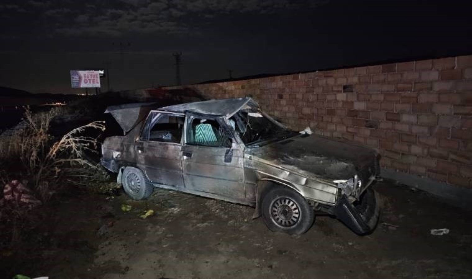 Çorum’da devrilen otomobildeki 4 kişi yaralandı