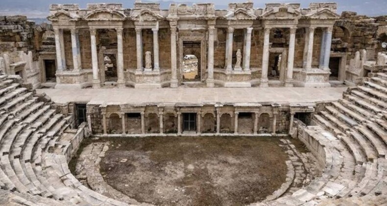 Denizli, suyun ve inancın kenti olarak da anılan Hierapolis gibi birçok tarihi yerleriyle dikkat çekiyor: Antik kentlerin buluşma noktası