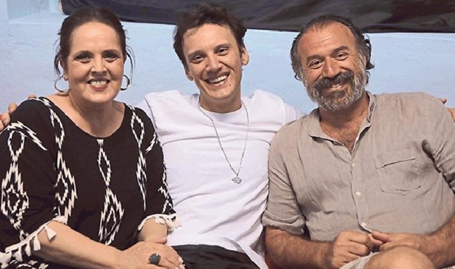 Edis’in anne ve babası 40 yıllık evliliklerini sonlandırdı