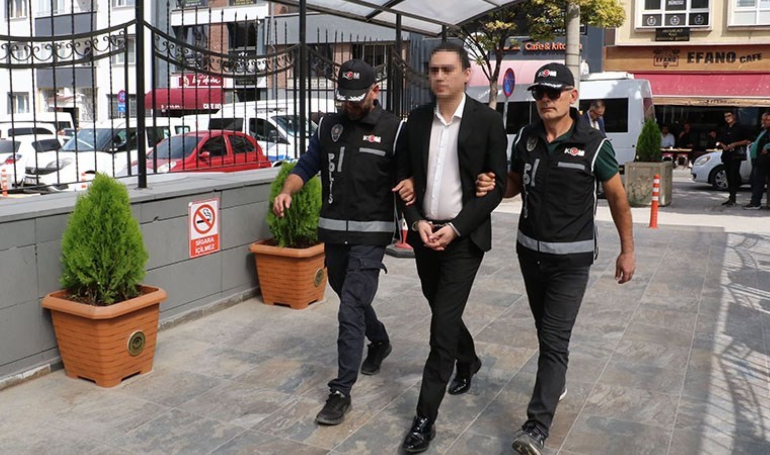 Eskişehir’de zimmetine 1,5 milyon lira geçiren bankacı gözaltında