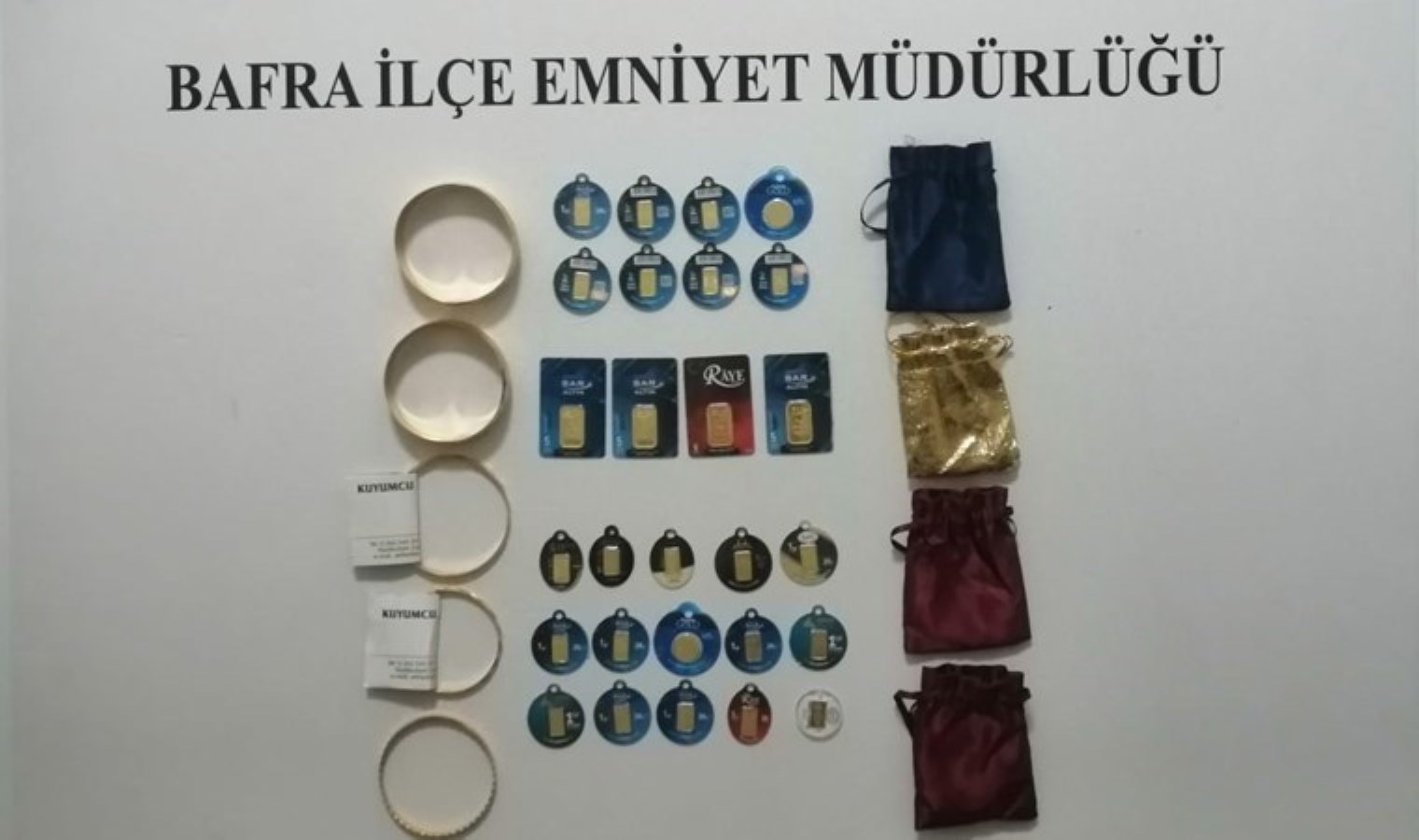 Film gibi hırsızlık: Tatile giderken çalınmasın diye ‘bacaya sakladığı’ altını çaldılar