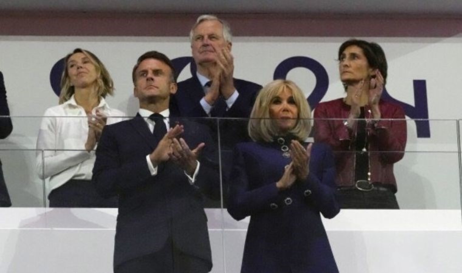 Fransa’da erken seçimden yaklaşık 2 ay sonra yeni kabine açıklandı