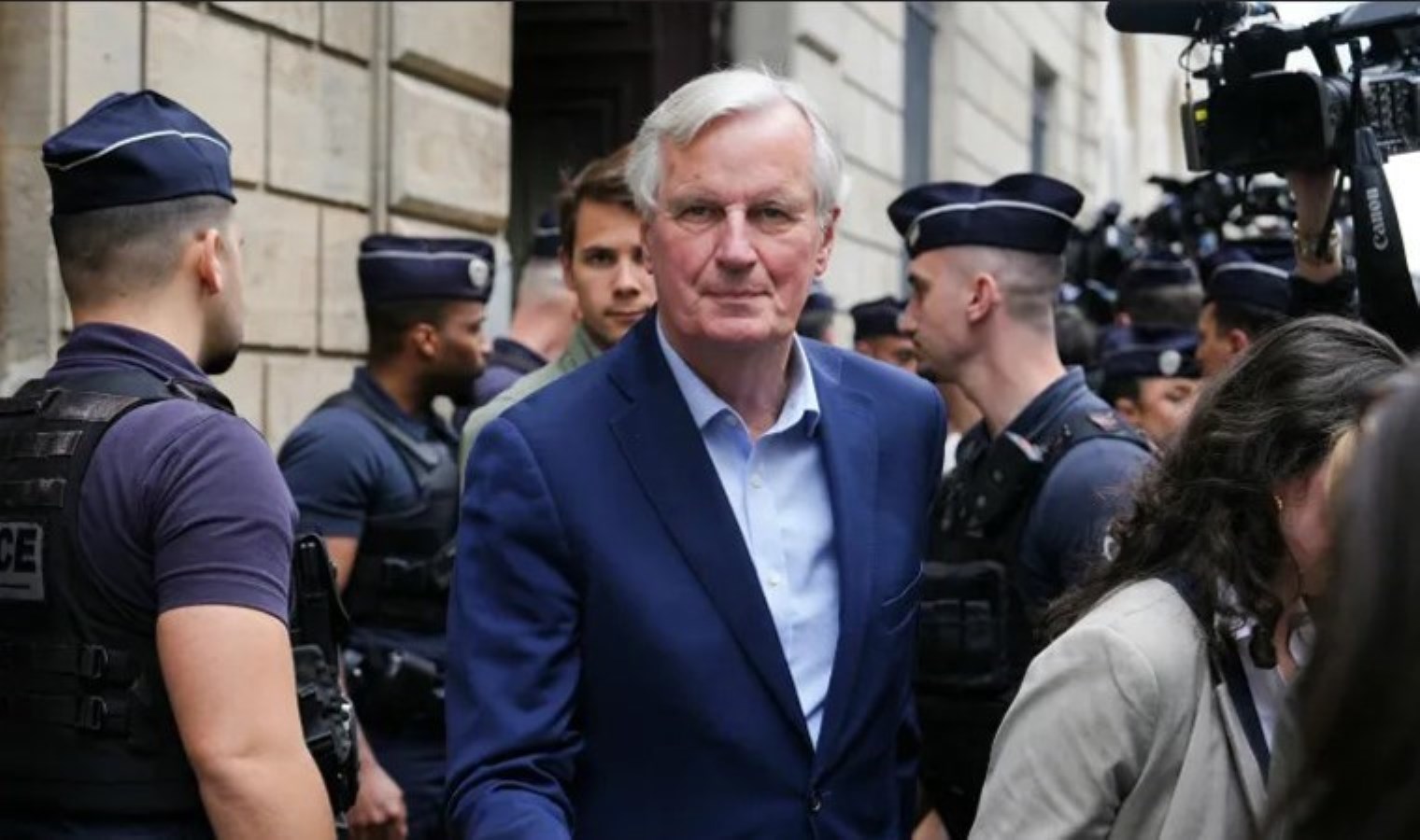 Fransa’nın yeni başbakanı Michel Barnier kimdir?