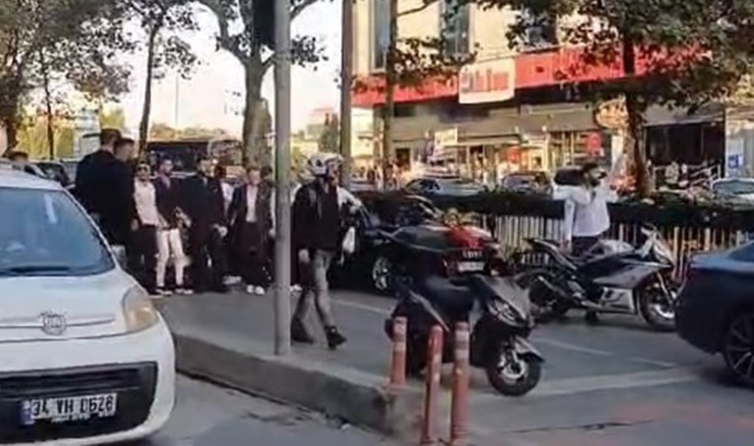 Görüntüler tepki çekmişti: Sultangazi’de ‘düğün’ konvoyuna para cezası