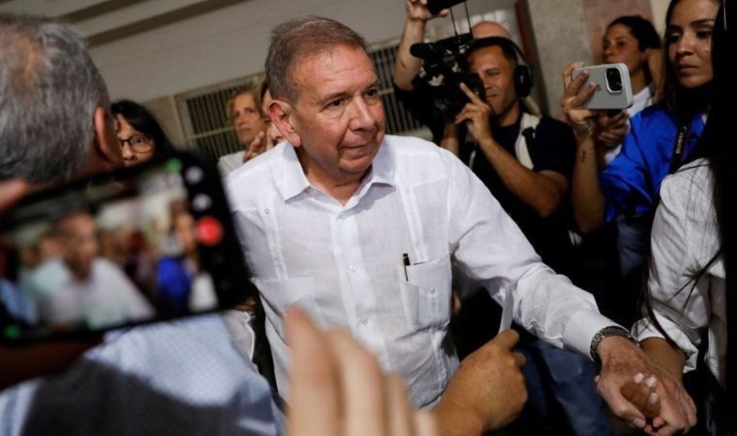 Hakkında tutuklama emri çıkarılmıştı… Muhalefet adayı mücadeleye devam sözü verdi