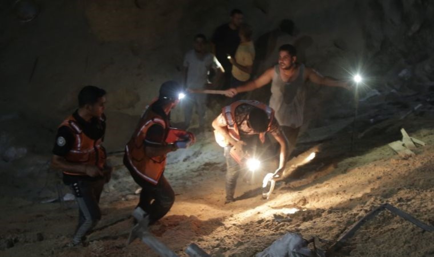 ‘Hamas teröristlerini hedef aldık…’ İsrail, Han Yunus’a hava saldırısı düzenledi!