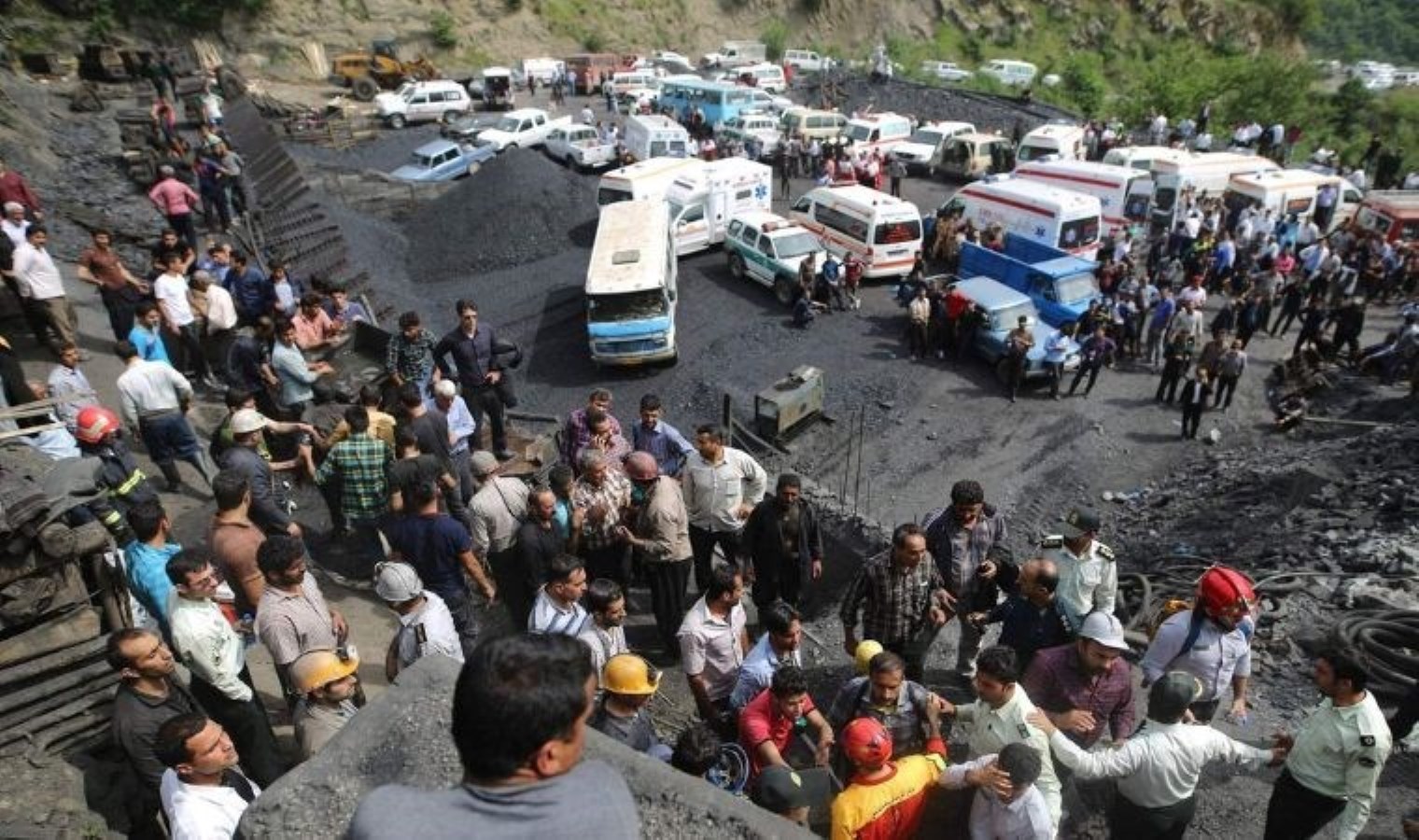 İran’da kömür madeninde metan gazı patlaması sonucu 13 kişi hayatını kaybetti