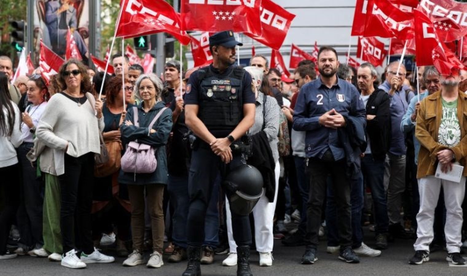 İspanya’da sendikaların çağrısıyla “Filistin’deki soykırıma karşı” genel grev yapılıyor