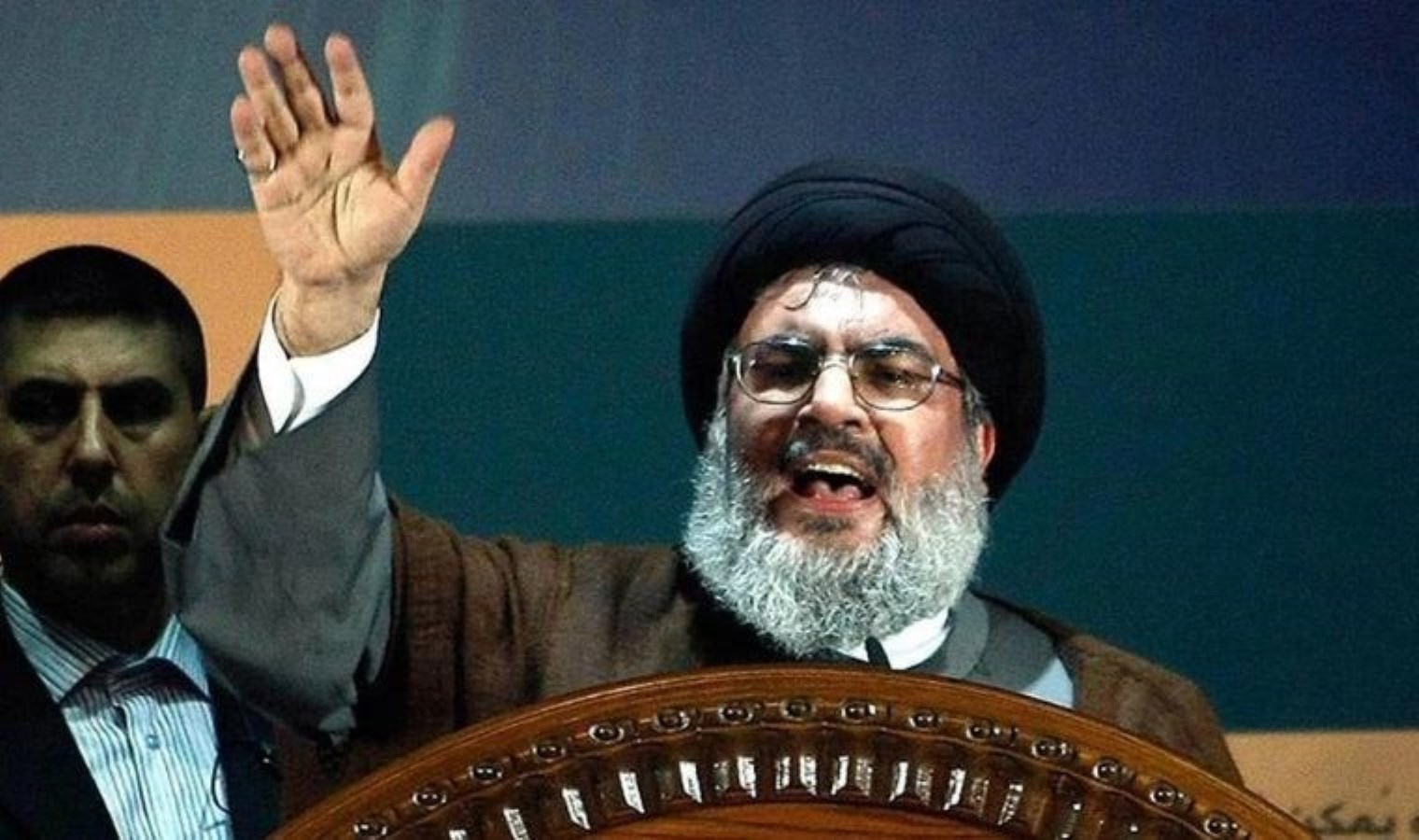 İsrail’in hedefinde olan Hizbullah lideri Hasan Nasrallah kimdir? Hasan Nasrallah kaç yaşında, nereli?