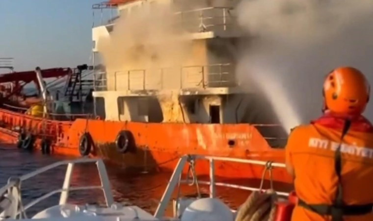 İstanbul Şile’de gemide ‘yangın’ paniği!